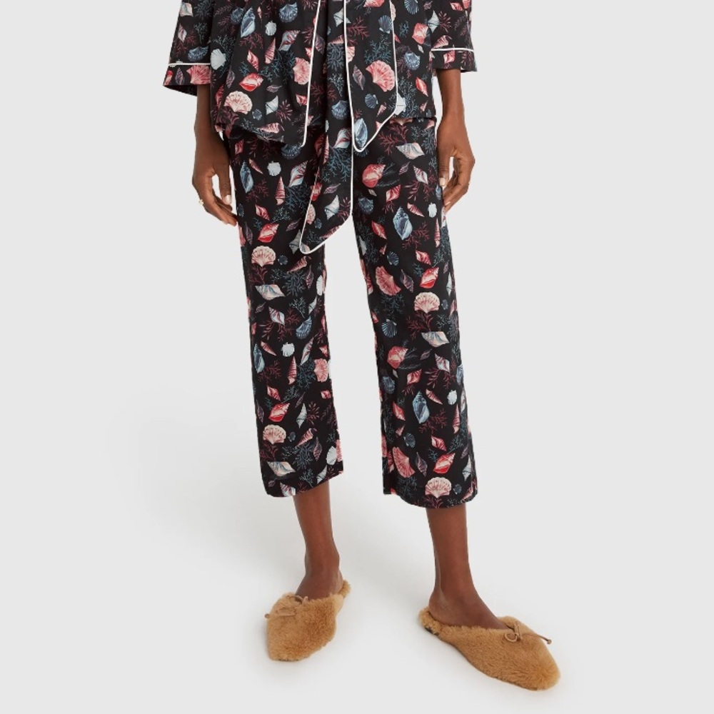 Cara Cara Black Floral Cropped Pants